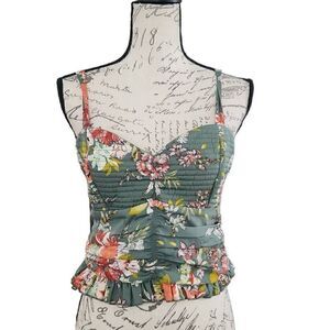 Bog Collection Ladies Size Large Green Floral Quilted Pleated Crop Top